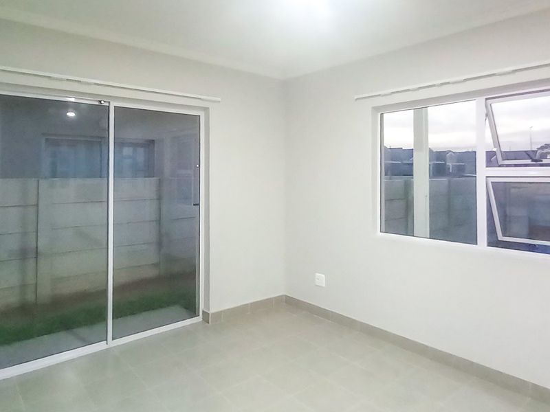 To Rent - Brand-New 2-Bedroom Townhouse – Modern Living at Its Best - Photo 5