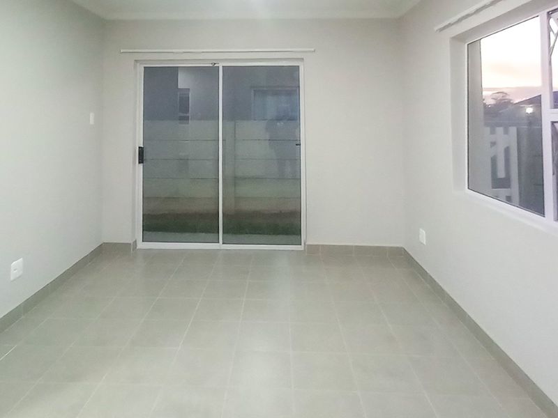 To Rent - Brand-New 2-Bedroom Townhouse – Modern Living at Its Best - Photo 6