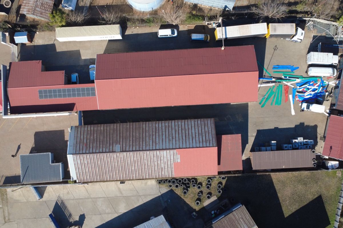 Industrial Warehouse with Secure Yard and Interlink Access - Photo 2