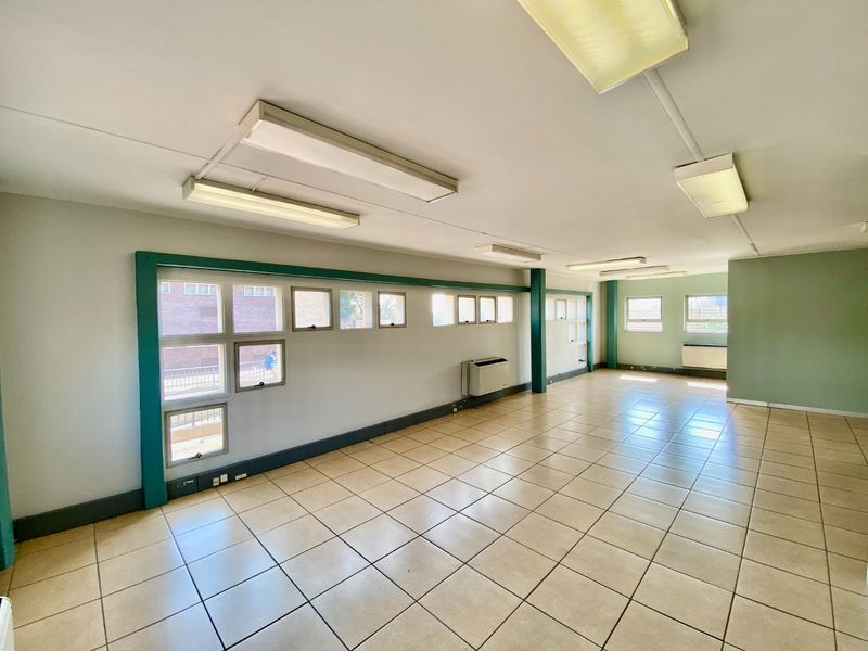 A-Grade Office Space Available In Lynnwood - Photo 4