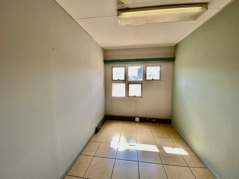 A-Grade Office Space Available In Lynnwood - Photo 10