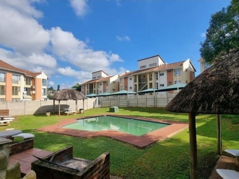 Two bedroom apartment to rent in Morningside  - Photo 1