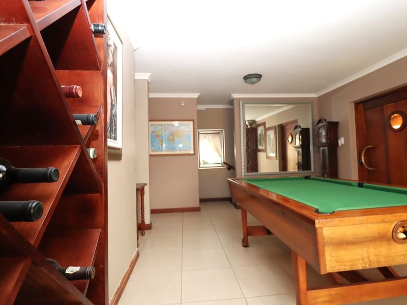 Executive Residence in Erasmuskloof – Premium Home for Professional Living, Business Conversion, or Strategic Investment - Photo 7
