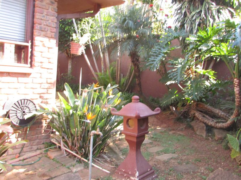 Large family home in quiet area - Photo 5