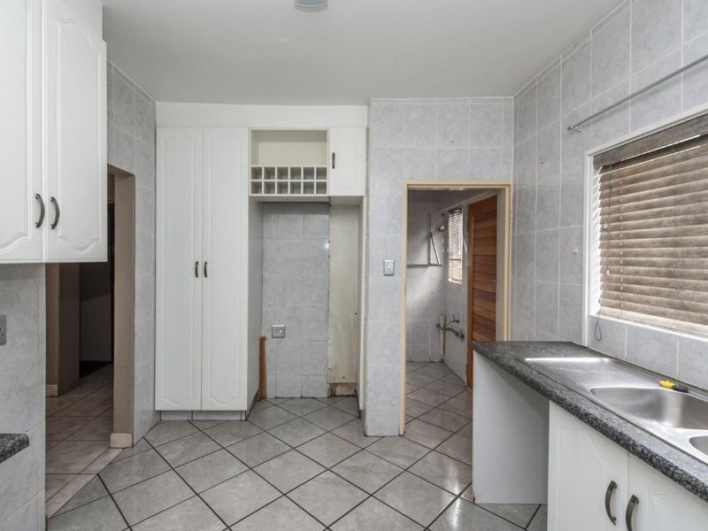 Spacious, 2 Bedroom, Pet friendly Duplex complex.  - Photo 10