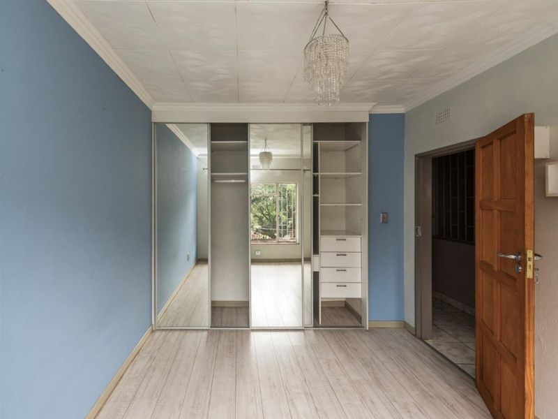 Spacious, 2 Bedroom, Pet friendly Duplex complex.  - Photo 8