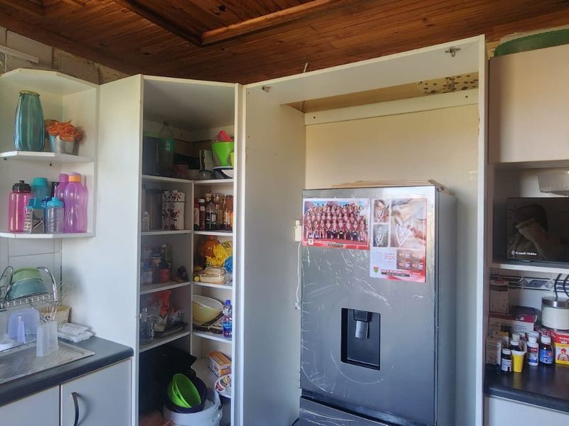 3 Bed House in Mdantsane Nu 17, Mdantsane for Sale - Photo 2