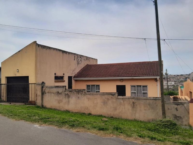 3 Bed House in Mdantsane Nu 17, Mdantsane for Sale - Photo 1