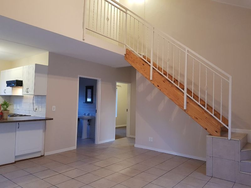 The Perfect First Home!   - Photo 2