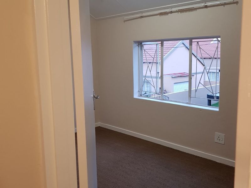 The Perfect First Home!   - Photo 10