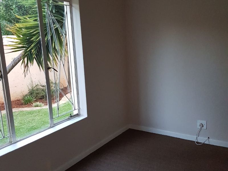 The Perfect First Home!   - Photo 8