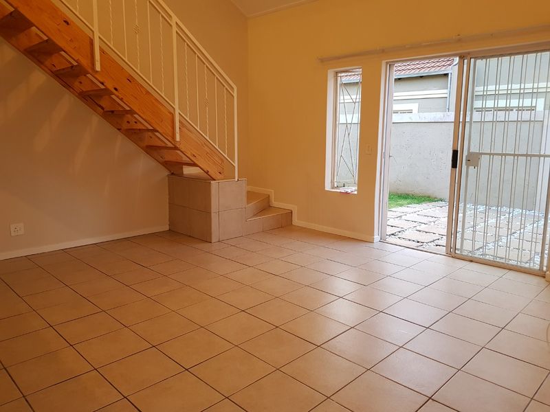 The Perfect First Home!   - Photo 3
