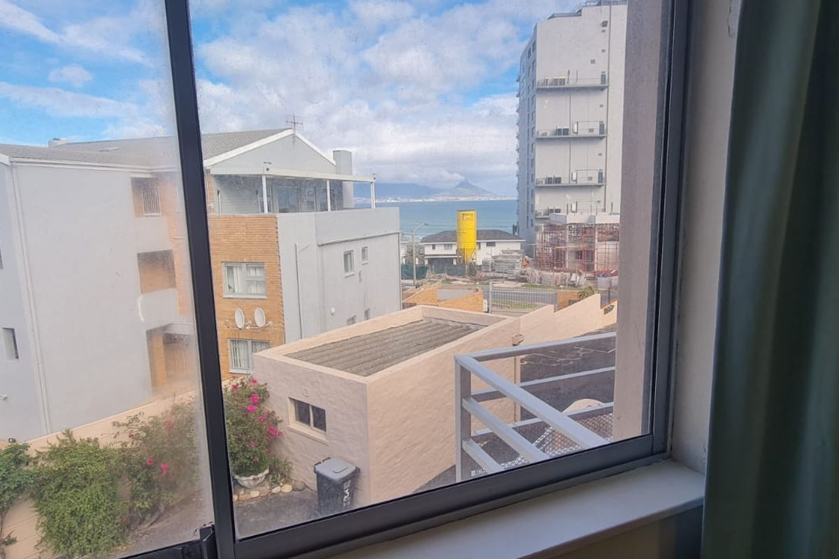 3 Bedroom Exclusive Boutique Townhouse in West Beach - Photo 4