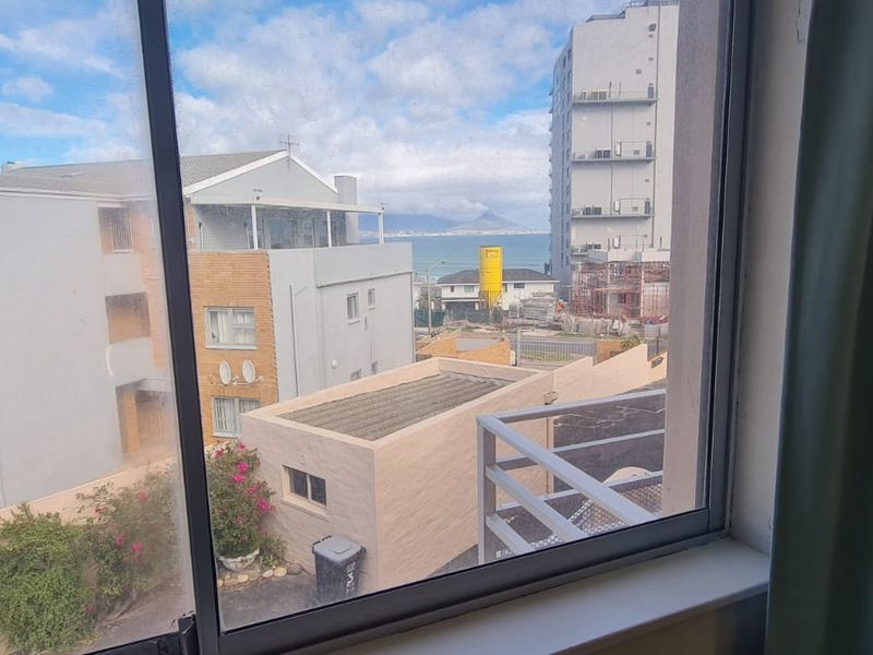 3 Bedroom Exclusive Boutique Townhouse in West Beach - Photo 4