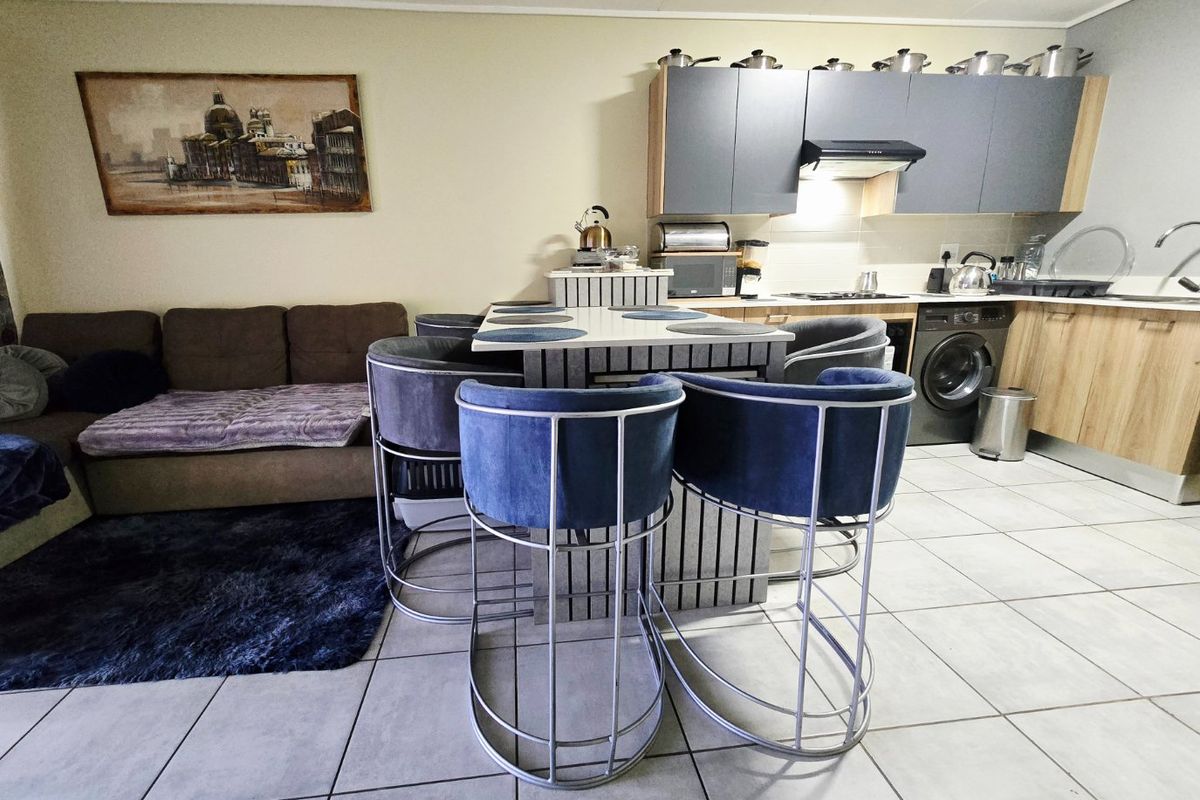 Modern 2-Bedroom Ground Floor Apartment for Rent in Green Park Lifestyle Estate  - Photo 2