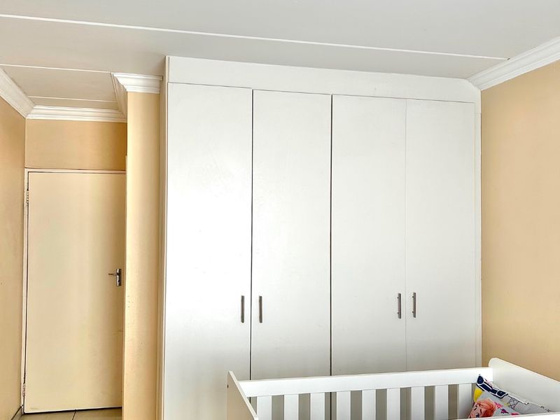 TWO BEDROOMS AND TWO BATHROOMS - Photo 6