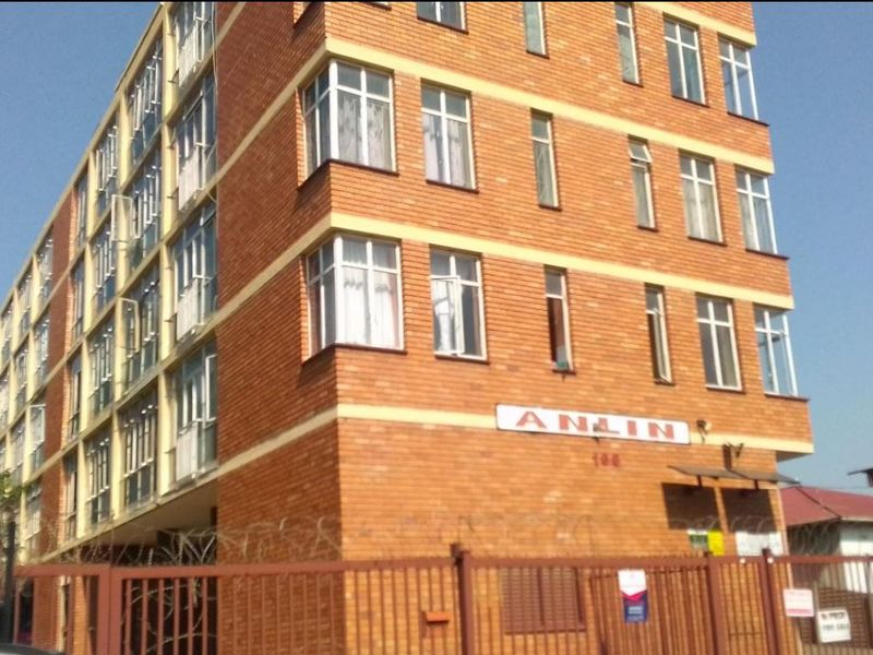 1.5 Bedroom Apartment for Sale - Photo 1