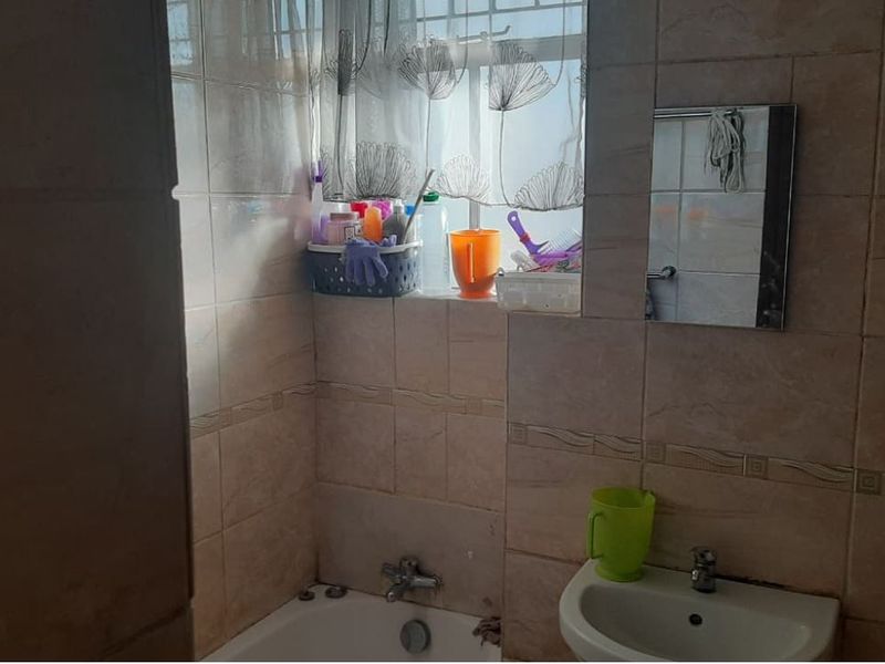 1.5 Bedroom Apartment for Sale - Photo 5