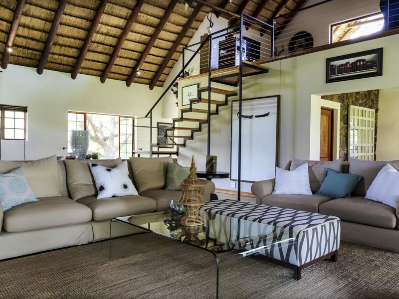 Luxury Boutique Safari Lodge | 380ha Private Game Farm | Turnkey Investment Opportunity - Photo 7