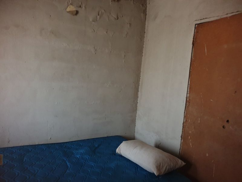 2 bedroom house in Botshabelo - Photo 8