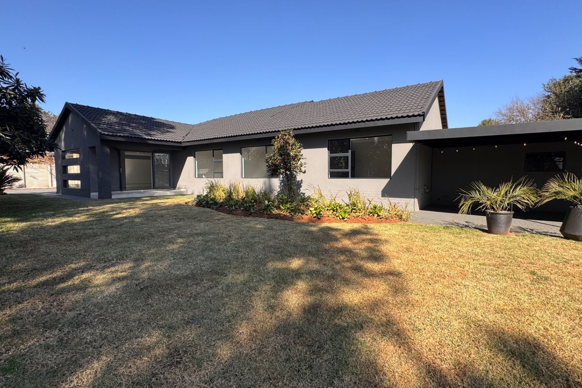 Top-tier four bedroom, three bathroom home in Risiville - Photo 4