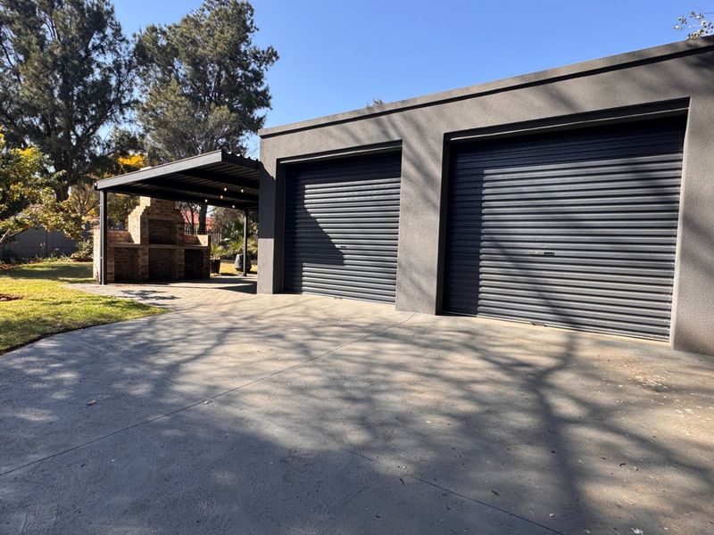Top-tier four bedroom, three bathroom home in Risiville - Photo 8