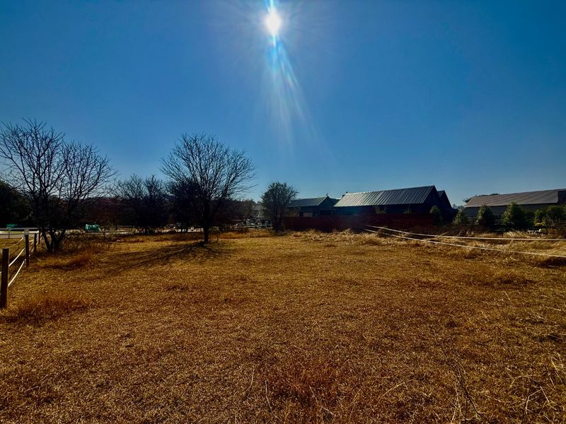 Prime 935m2 Vacant Stand in Prestigious Landsmeer Equestrian Estate - Photo 9