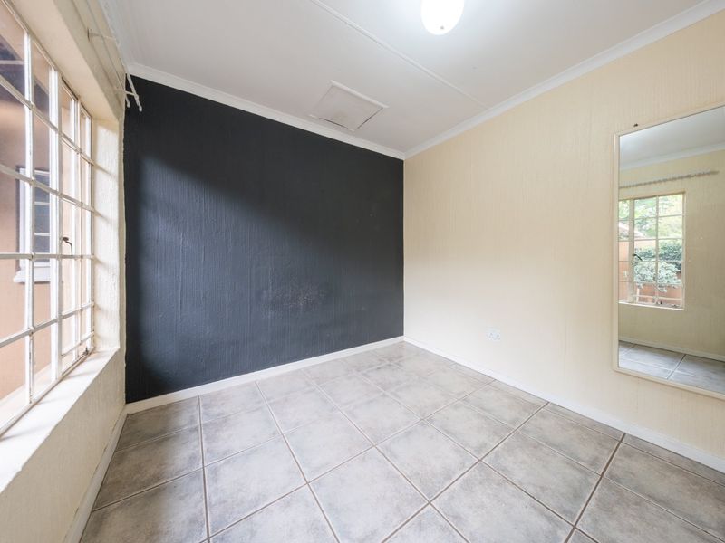 Stunning and safe cottage for rent in Bedfordview - Photo 10