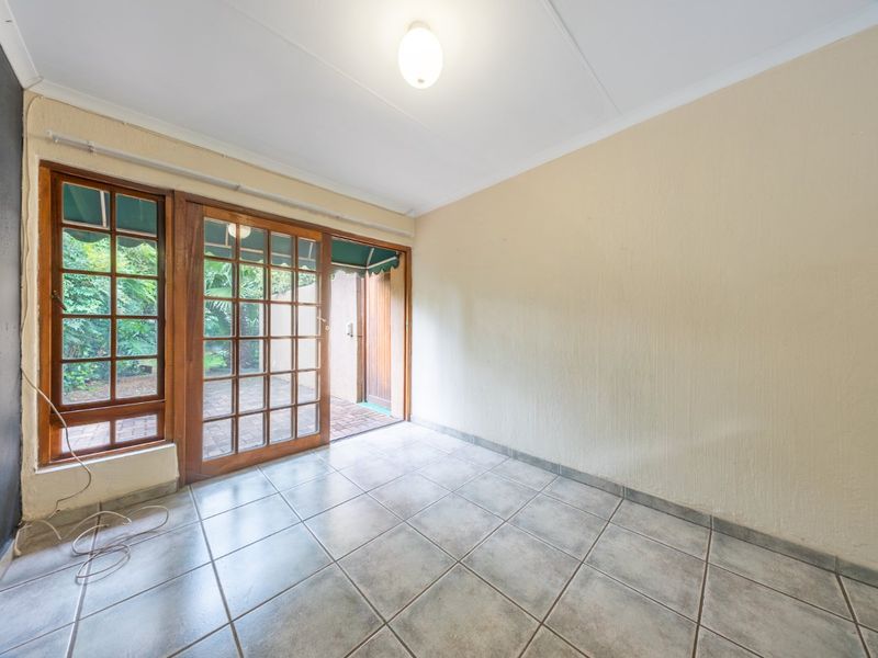 Stunning and safe cottage for rent in Bedfordview - Photo 6