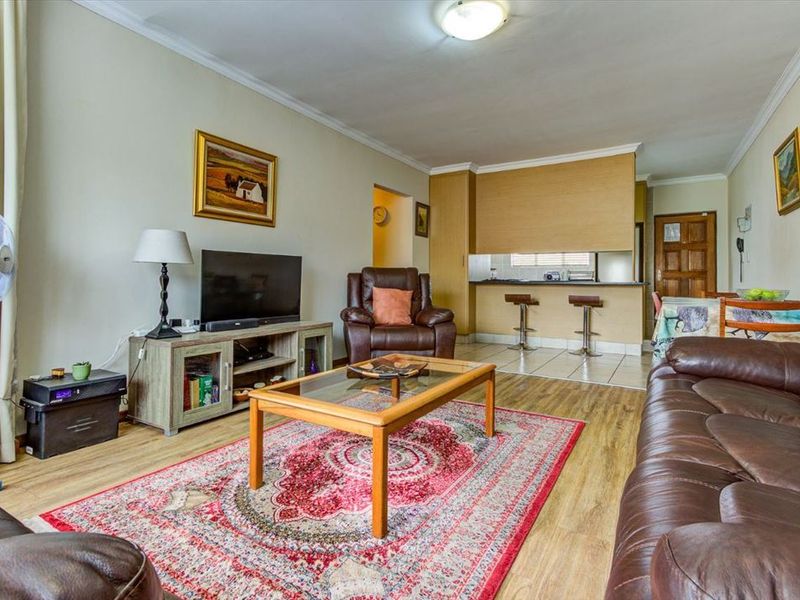 Modern Two-Bedroom Gem with Stylish Comfort - Photo 2