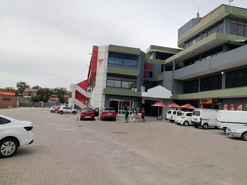 1100 SQUARE METERS COMMERCIAL BUSINESS PROPERTY FOR RENTAL - Photo 1