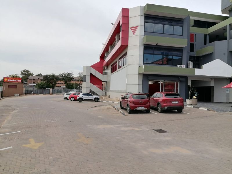 1100 SQUARE METERS COMMERCIAL BUSINESS PROPERTY FOR RENTAL - Photo 3