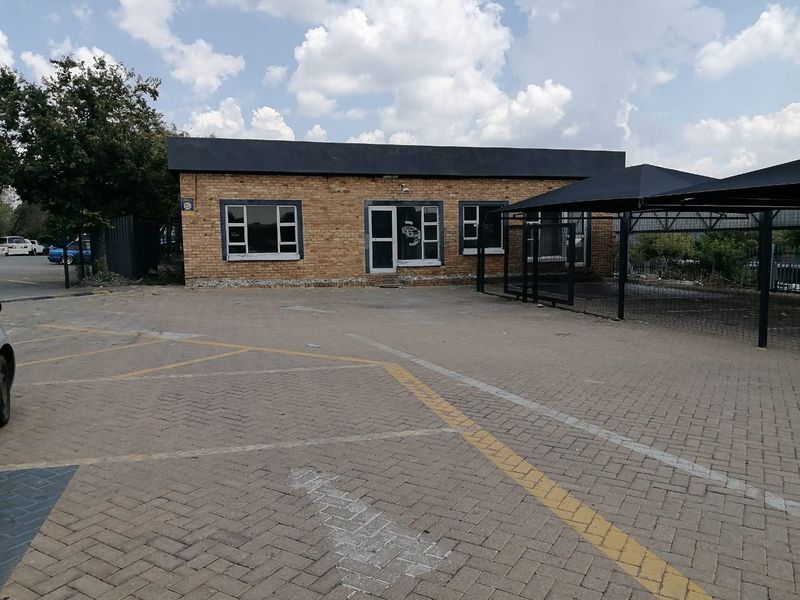 300 SQUARE METERS COMMERCIAL BUSINESS PROPERTY FOR RENTAL - Photo 2