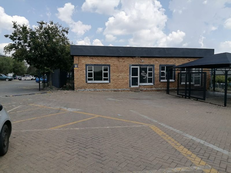 300 SQUARE METERS COMMERCIAL BUSINESS PROPERTY FOR RENTAL - Photo 7