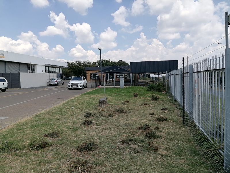 300 SQUARE METERS COMMERCIAL BUSINESS PROPERTY FOR RENTAL - Photo 6
