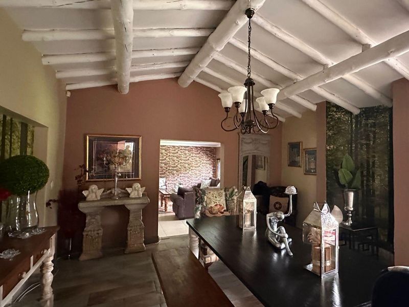 7 Bedroom Family Home + Additional 4 Classroom Pre-School for Sale in Three Rivers - Photo 10