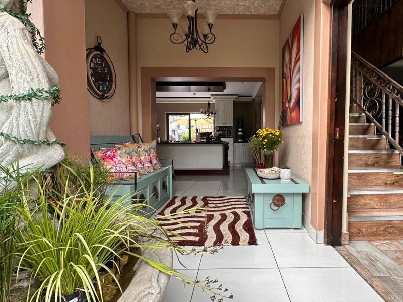 7 Bedroom Family Home + Additional 4 Classroom Pre-School for Sale in Three Rivers - Photo 8