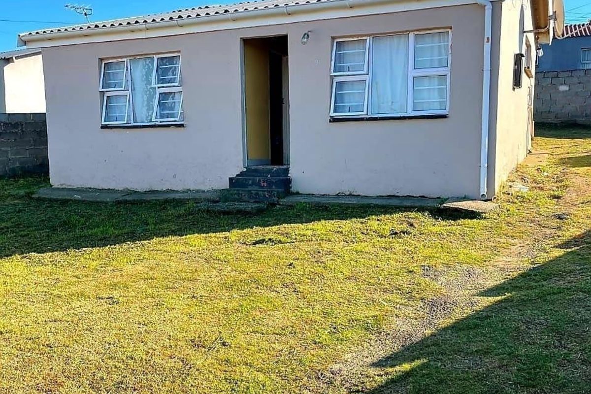 2 Bedroom House for Sale in Mdantsane - Photo 2