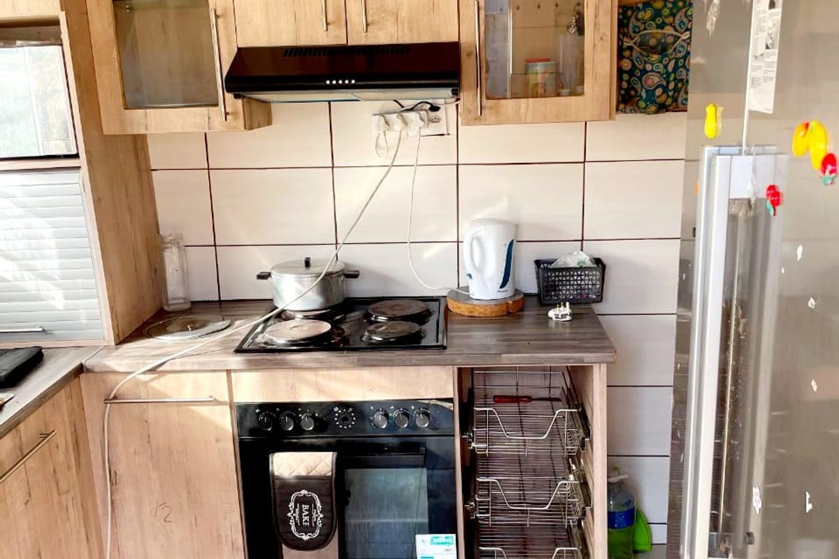 2 Bedroom House for Sale in Mdantsane - Photo 3