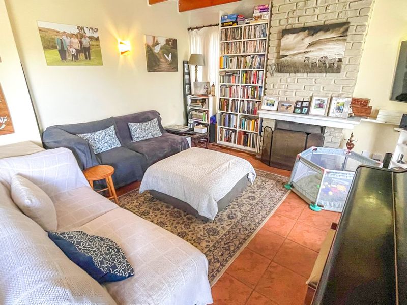 Stylish Home for Rent in Prime Location in Gonubie Close to the Sea with added Bonuses.  - Photo 8