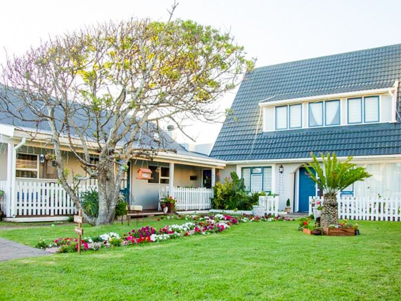 Stylish Home for Rent in Prime Location in Gonubie Close to the Sea with added Bonuses.  - Photo 1