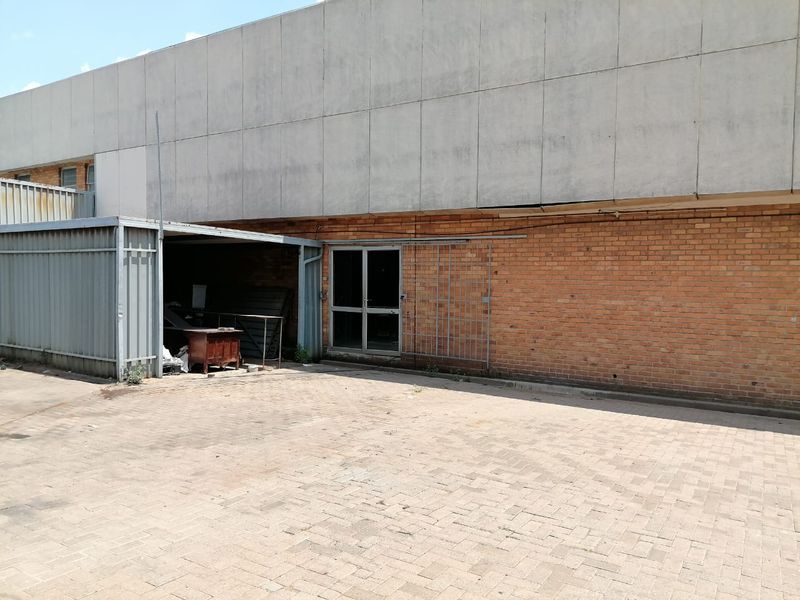 200 SQUARE METERS COMMERCIAL BUSINESS PROPERTY FOR RENTAL - Photo 5