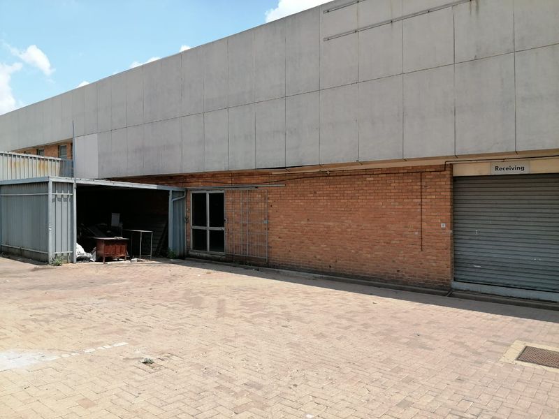 200 SQUARE METERS COMMERCIAL BUSINESS PROPERTY FOR RENTAL - Photo 2