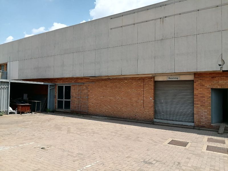 200 SQUARE METERS COMMERCIAL BUSINESS PROPERTY FOR RENTAL - Photo 4