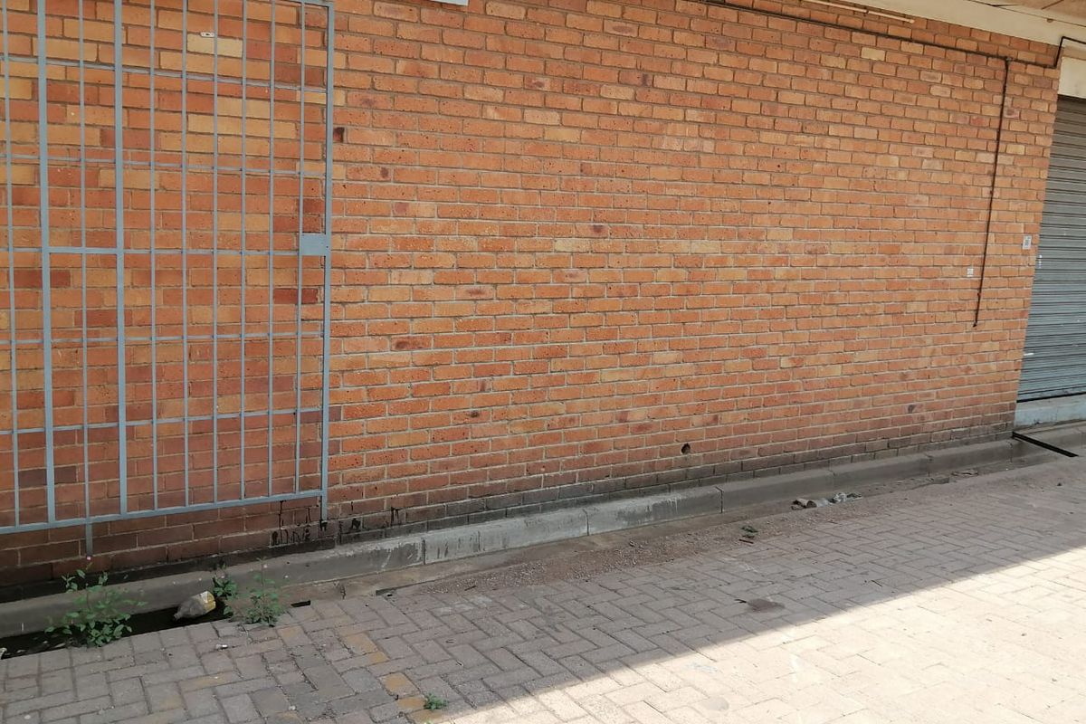 250 SQUARE METERS COMMERCIAL BUSINESS PROPERTY FOR RENTAL - Photo 2