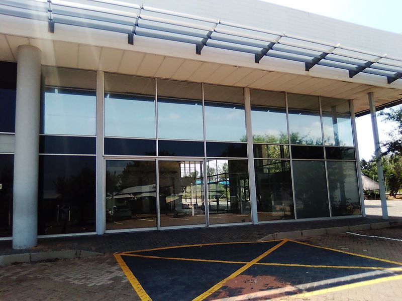 450 SQUARE METERS COMMERCIAL BUSINESS PROPERTY FOR RENTAL - Photo 5