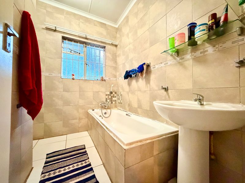 3 Bed House in Norkem Park for Rent - Photo 10