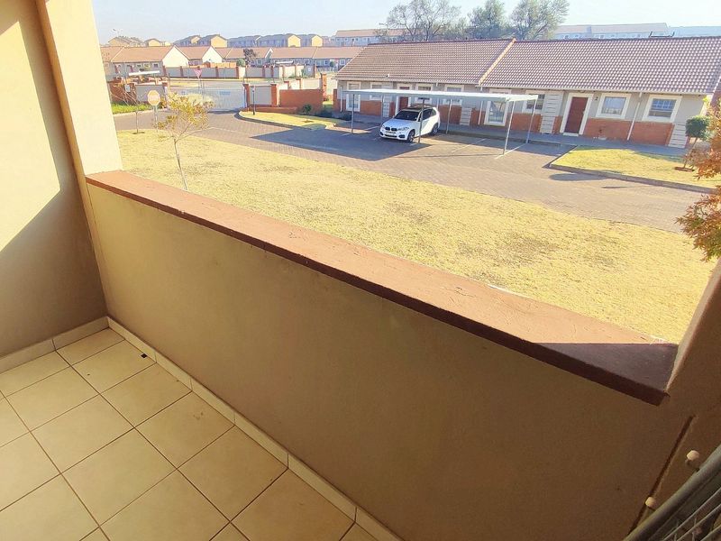 Perfect 2 Bedroom Apartment for Sale in Monavoni - Photo 6