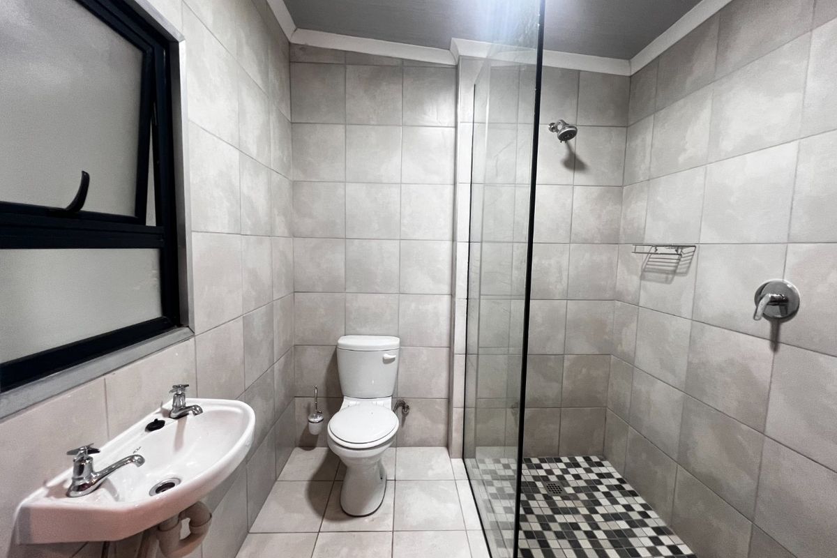 Brand new One Bedroom flatlet for Rent - Southfield - Photo 3