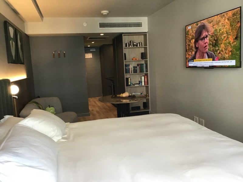 Modern Hotel Apartment | Cape Town CBD - Photo 9